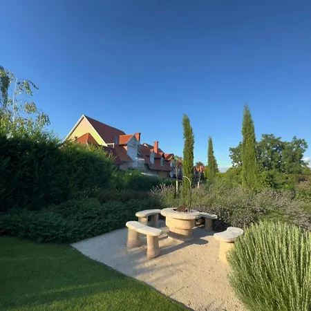 Wonder Lelle - Balaton Retreat Appartement